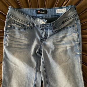 GUESS JEANS